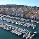 Grande Maison De Atypique - 4 Nuits Mini Hébergement de vacances La Seyne-sur-Mer