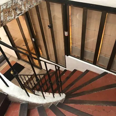 Grande Maison De Atypique - 4 Nuits Mini Hébergement de vacances *