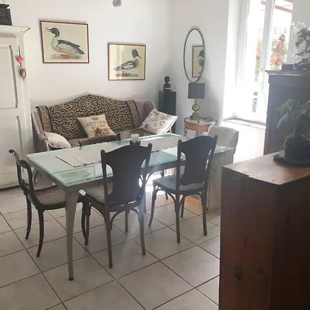 Grande Maison De Atypique - 4 Nuits Mini Feriehus La Seyne-sur-Mer